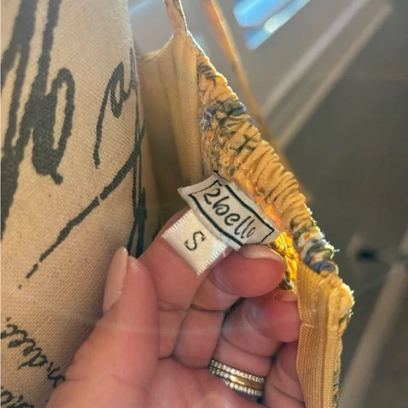 Chic Yellow Floral Maxi Dress - Picture 4 of 6